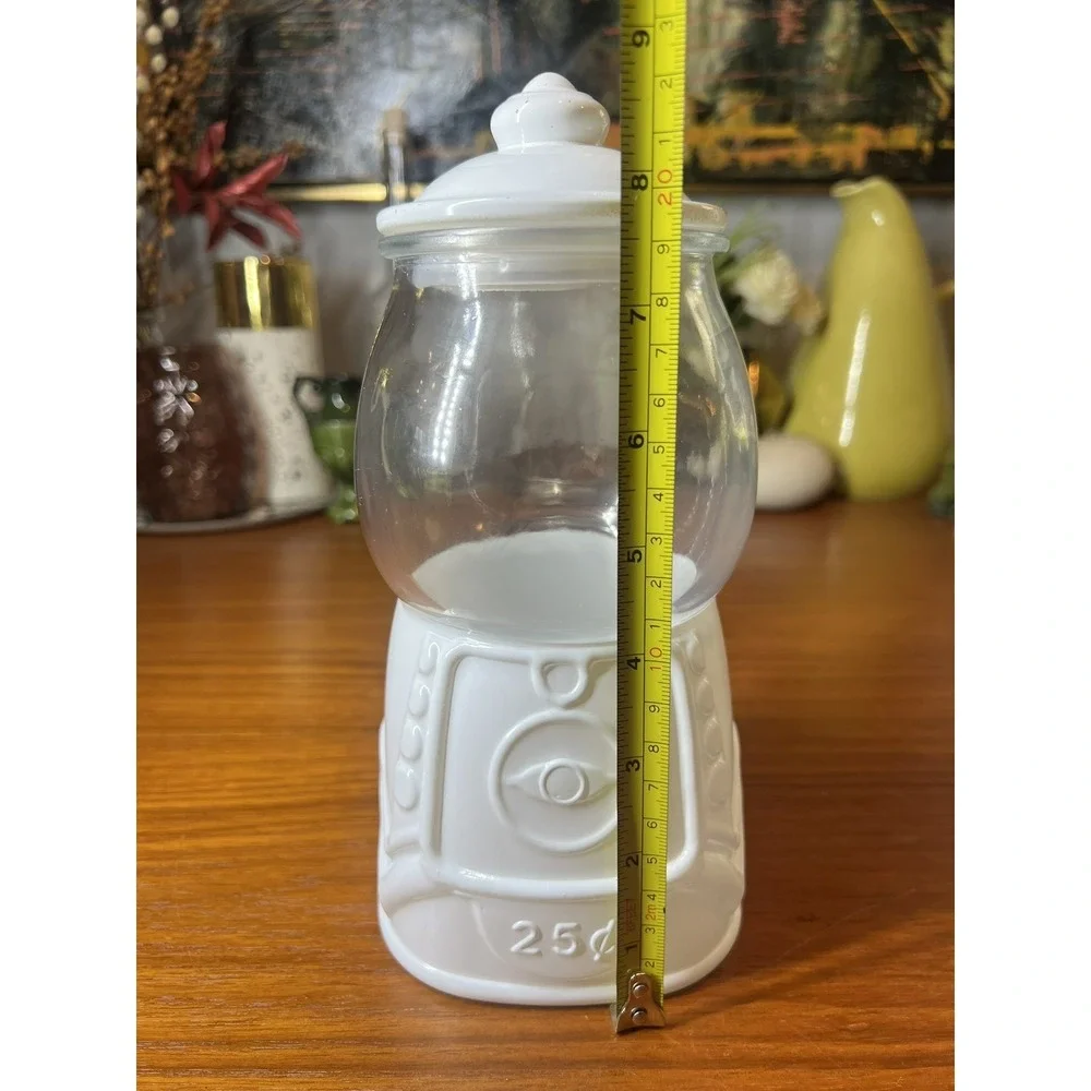 Target Bullseye Playground Gumball Machine Glass WHITE Limited Edition